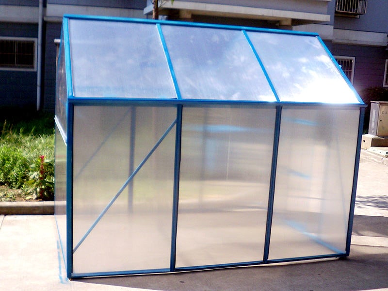 Twin-wall Polycarbonate Sheet with 50 μm UV Protective Film.