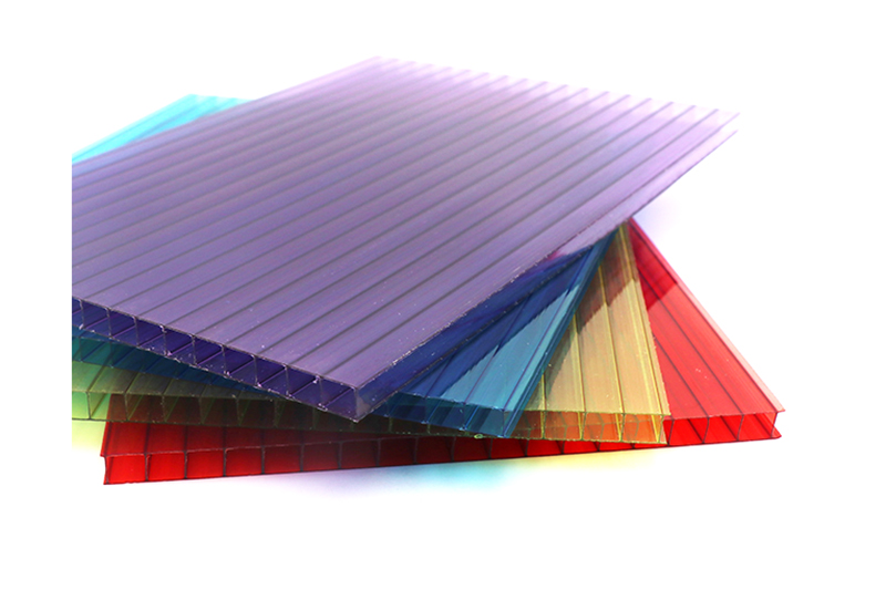 Polycarbonate siding